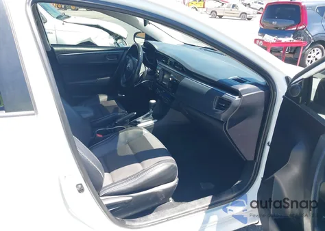 2015 Toyota Corolla S Plus z USA, uszkodzony, nr VIN 5YFBURHE4FP288668